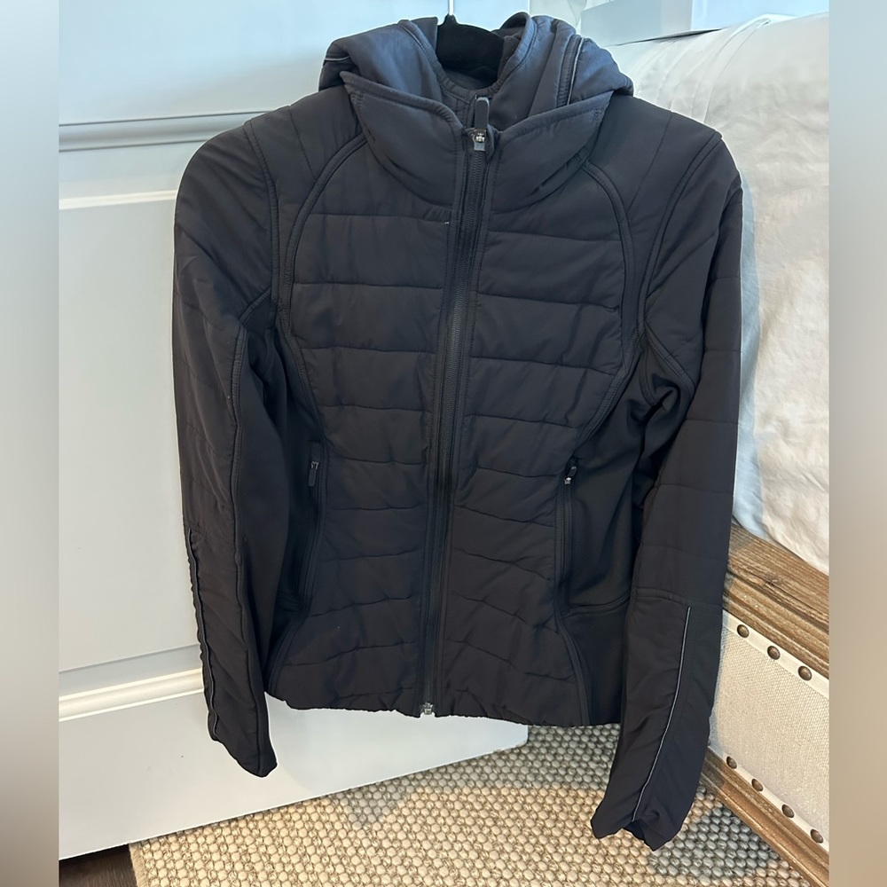 Lululemon Another Mile Jacket Black Size 6